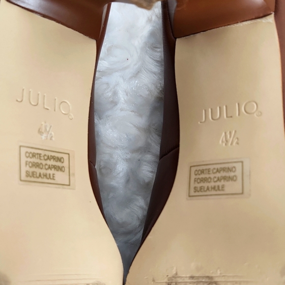 Julio Leather Pump Heel shoe. - Picture 9 of 12